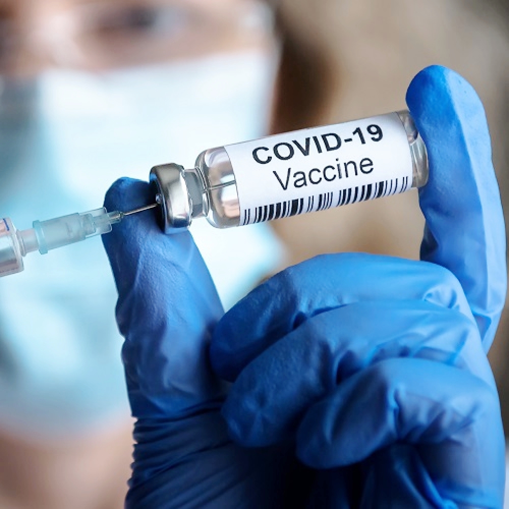 Featured_covid_vaccine_mclaren_health_care_50036