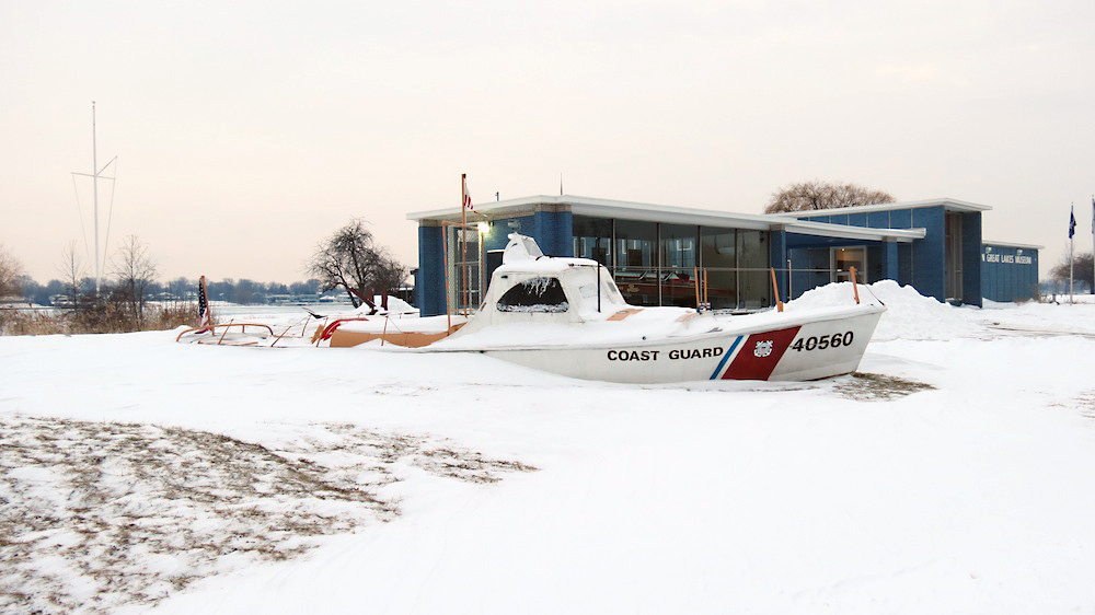 Featured_belle-isle_-snow_-aquarium_011214_4290_1_10791