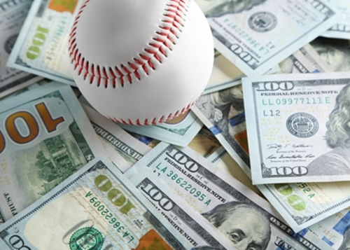 Featured_baseball_money_by_deposit_photos_28078