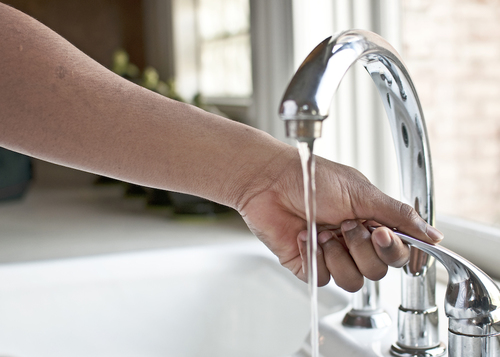 Detroit restores water service to just 3 percent of shut-off households - Deadline Detroit