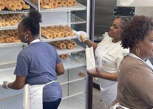 Featured_featured_counter_womn_56418_59387