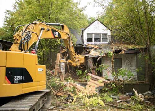 Featured_detroit_demolition_-_gayanga_co._facebook_38005_47454