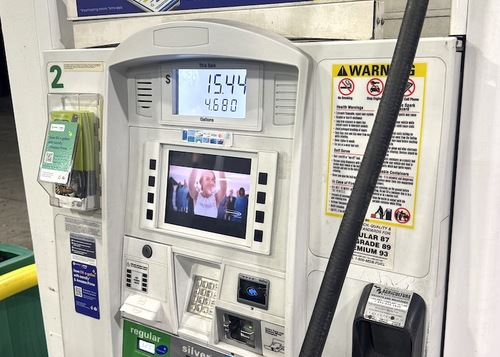 Featured_gas_pump_59350