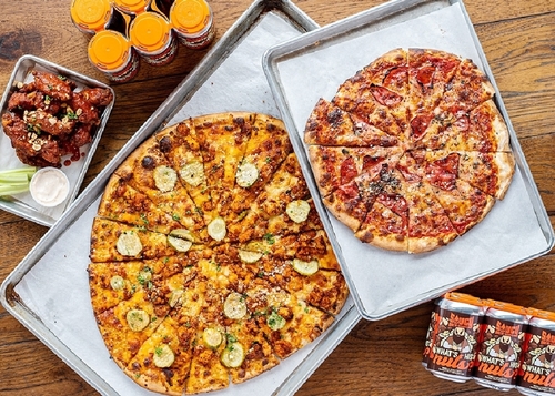 Deadline Detroit | Gallery: Saucy Brew Works, a Brush Park addition, serves 'Hello Detroit' and other craft beer - Vimarsana News