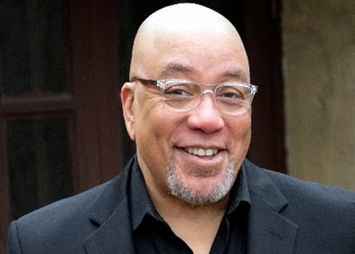 Deadline Detroit | Villain in Stephen Mack Jones' new Detroit crime novel resembles Dan Gilbert - Vimarsana News