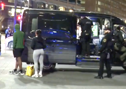 Featured_teen_night_59558