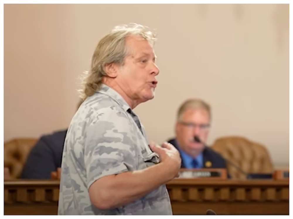 Featured_ted_nugent2_58227