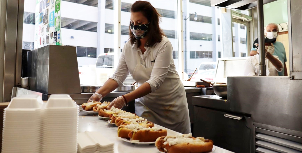 Featured_whitmer_serving_at_lafayette_coney__6-18-20__state_photo4_43333